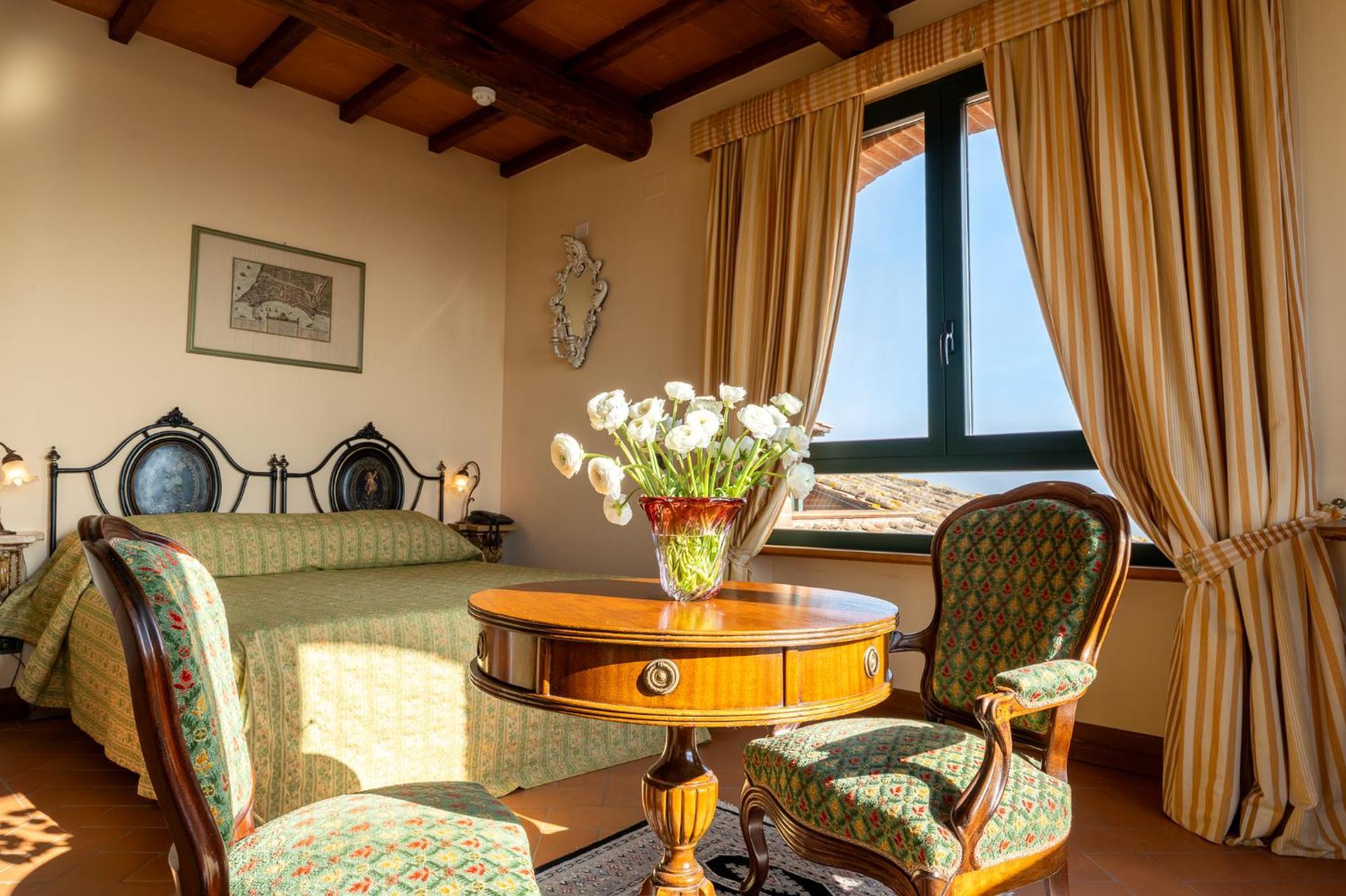 Poggioleone Hotel